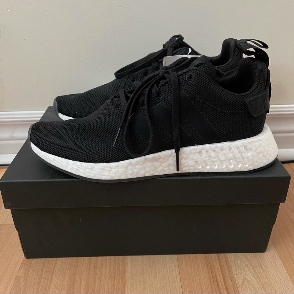 Adidas NMD R2 Core Black - Picture 2 of 7